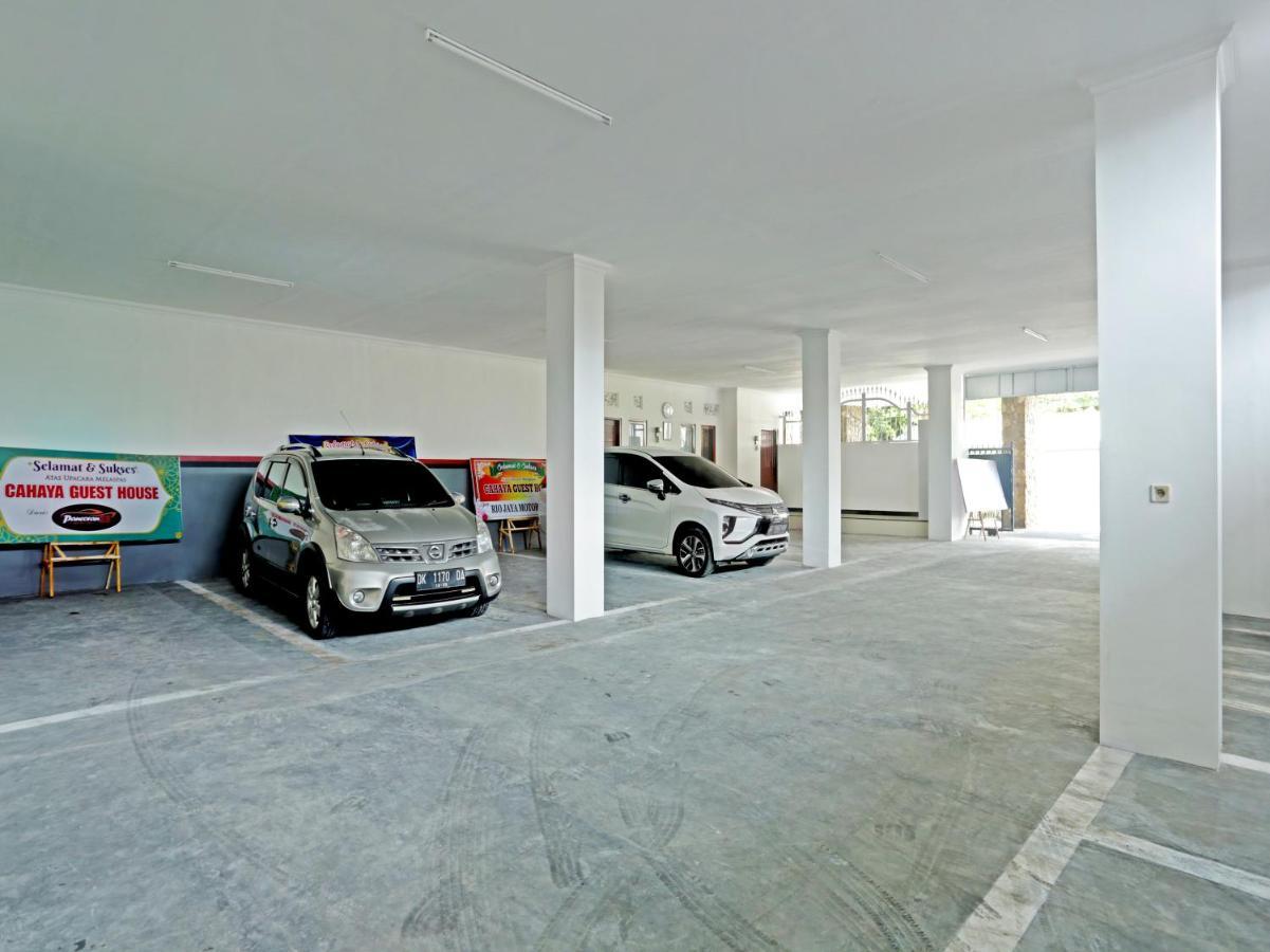 Oyo 90859 Cahaya Guest House Pesanggaran 외부 사진