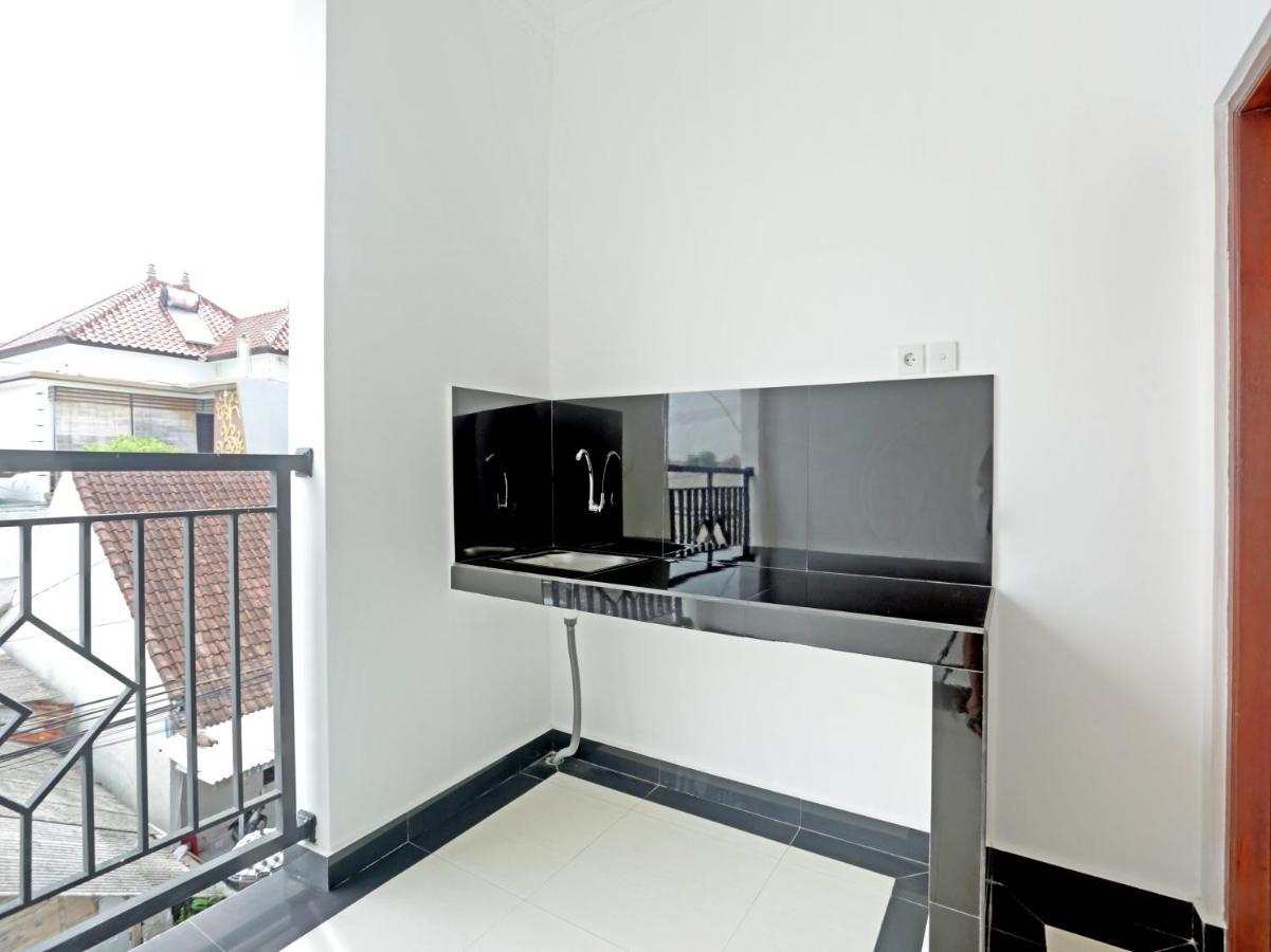 Oyo 90859 Cahaya Guest House Pesanggaran 외부 사진